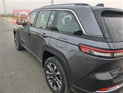 جیپ گراند شیرۆکی